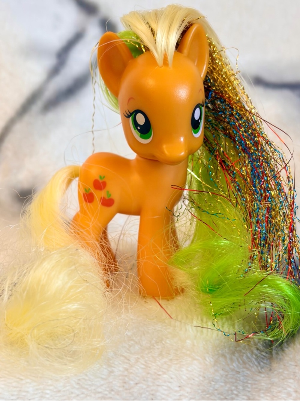My Little Pony (2013) G4 Applejack 3” Pony from the “Rainbow Power” Series/EUC